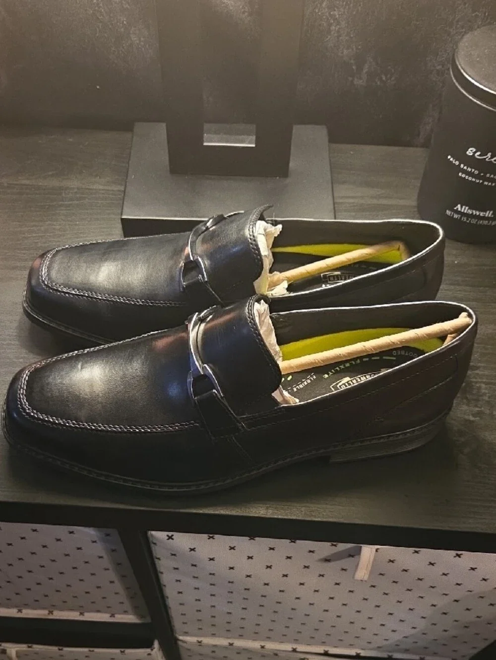 Bostonian Black Leather Oxford Dress Shoe